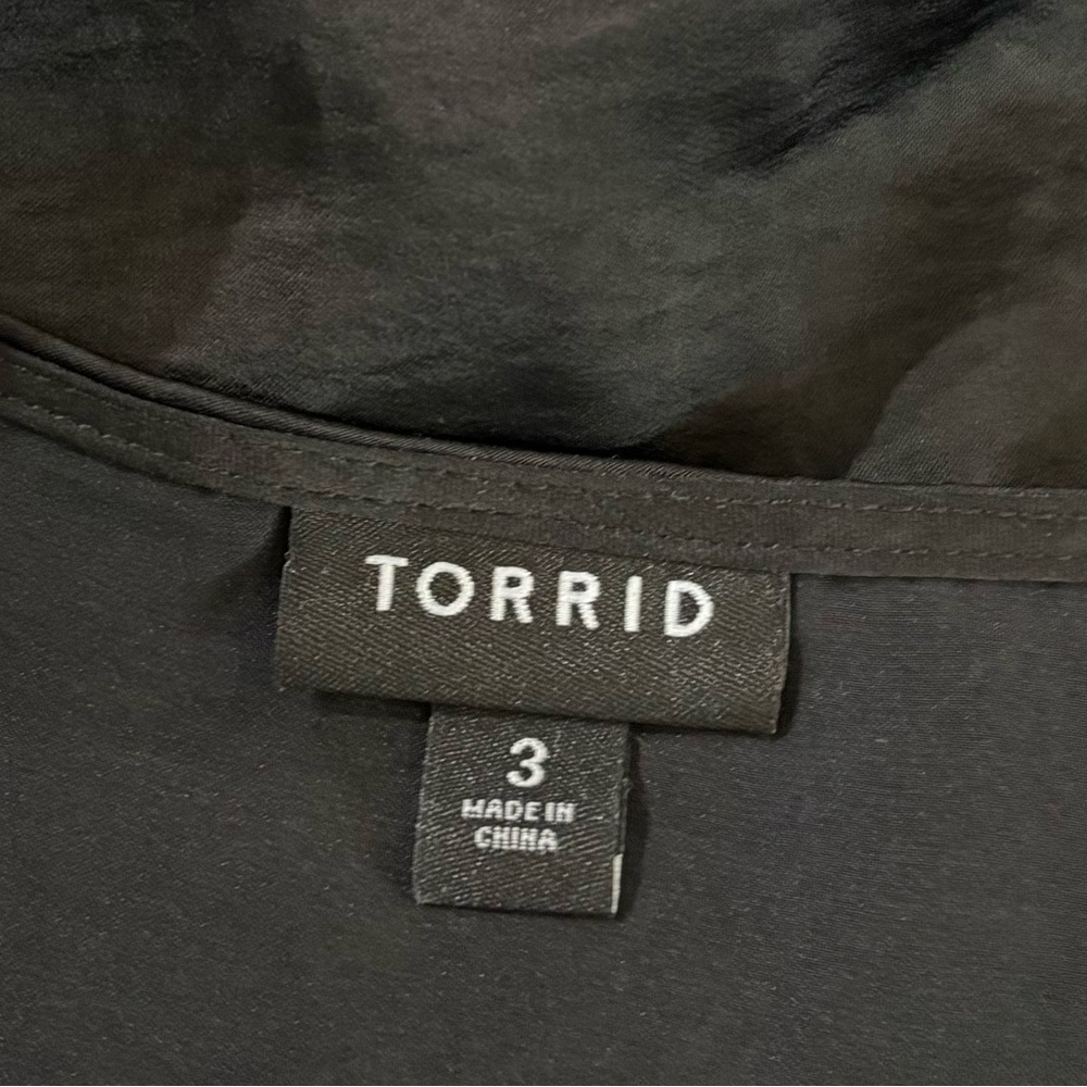 Torrid Top - Picture 5 of 7
